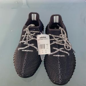 YEZZY BOOST 350 V2 reflective